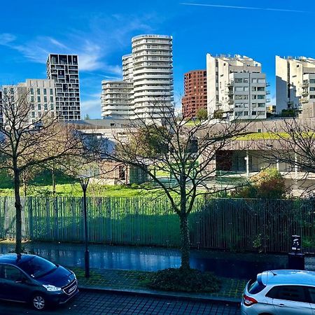 Le Bord De La Loire - Chambre Avec Salle De Bains Commune ナント エクステリア 写真