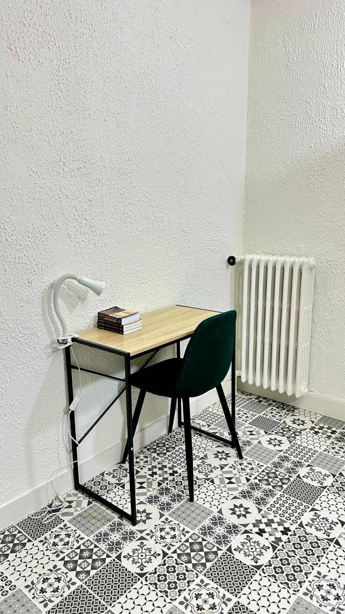 Le Bord De La Loire - Chambre Avec Salle De Bains Commune ナント エクステリア 写真